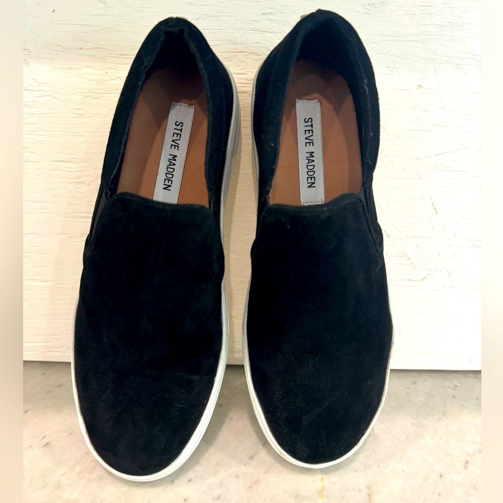 Steve Madden Womens Black Suede Slides Size 8.5